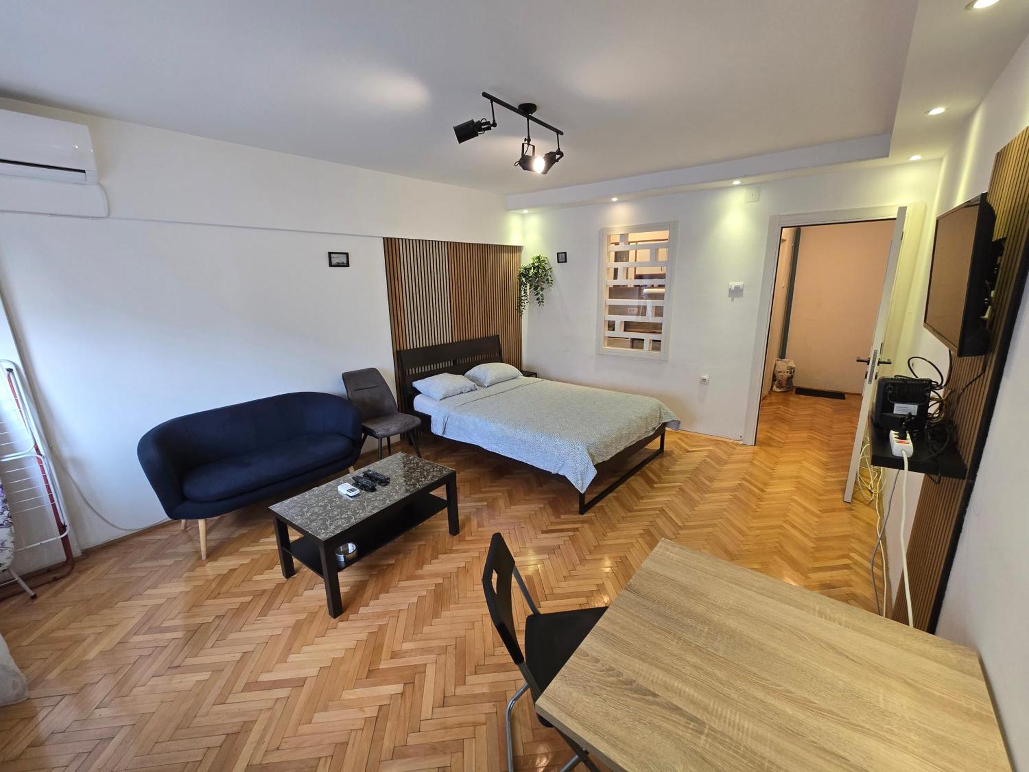 Azzurro Studio Apartment Белград Екстериор снимка