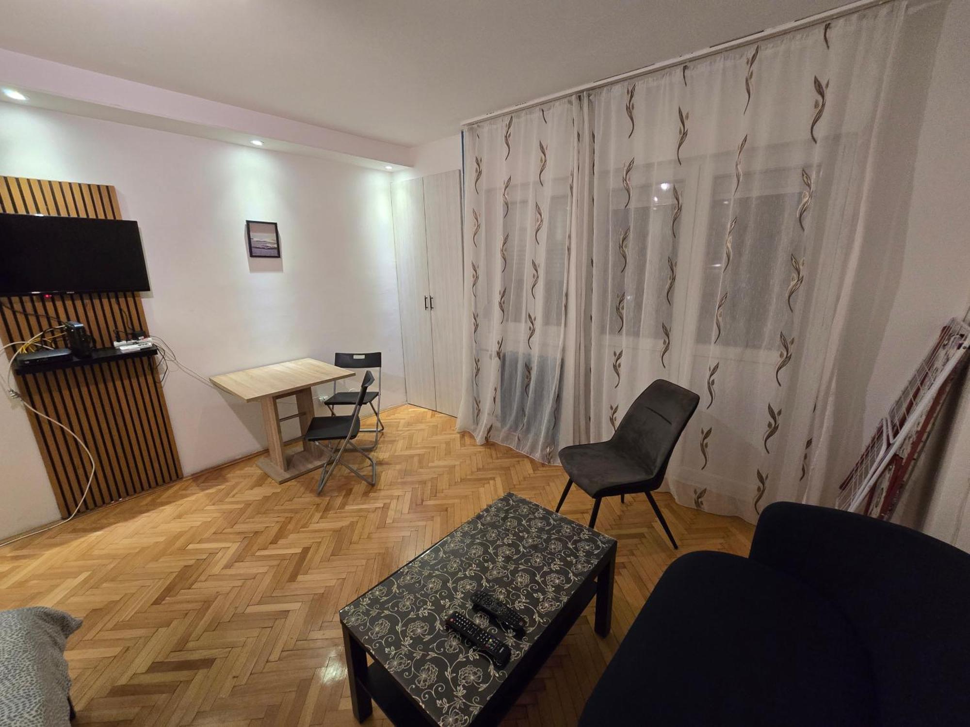 Azzurro Studio Apartment Белград Екстериор снимка