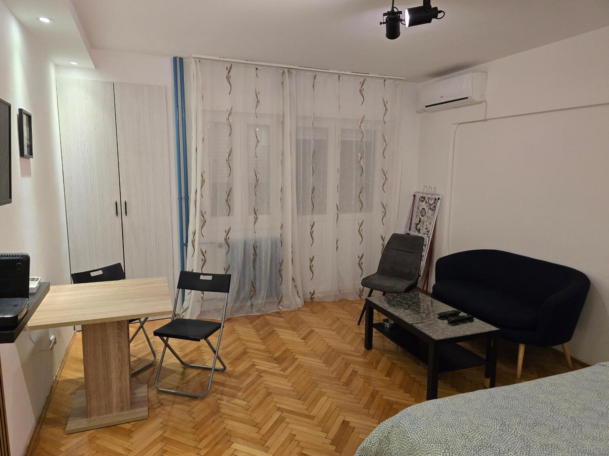 Azzurro Studio Apartment Белград Екстериор снимка
