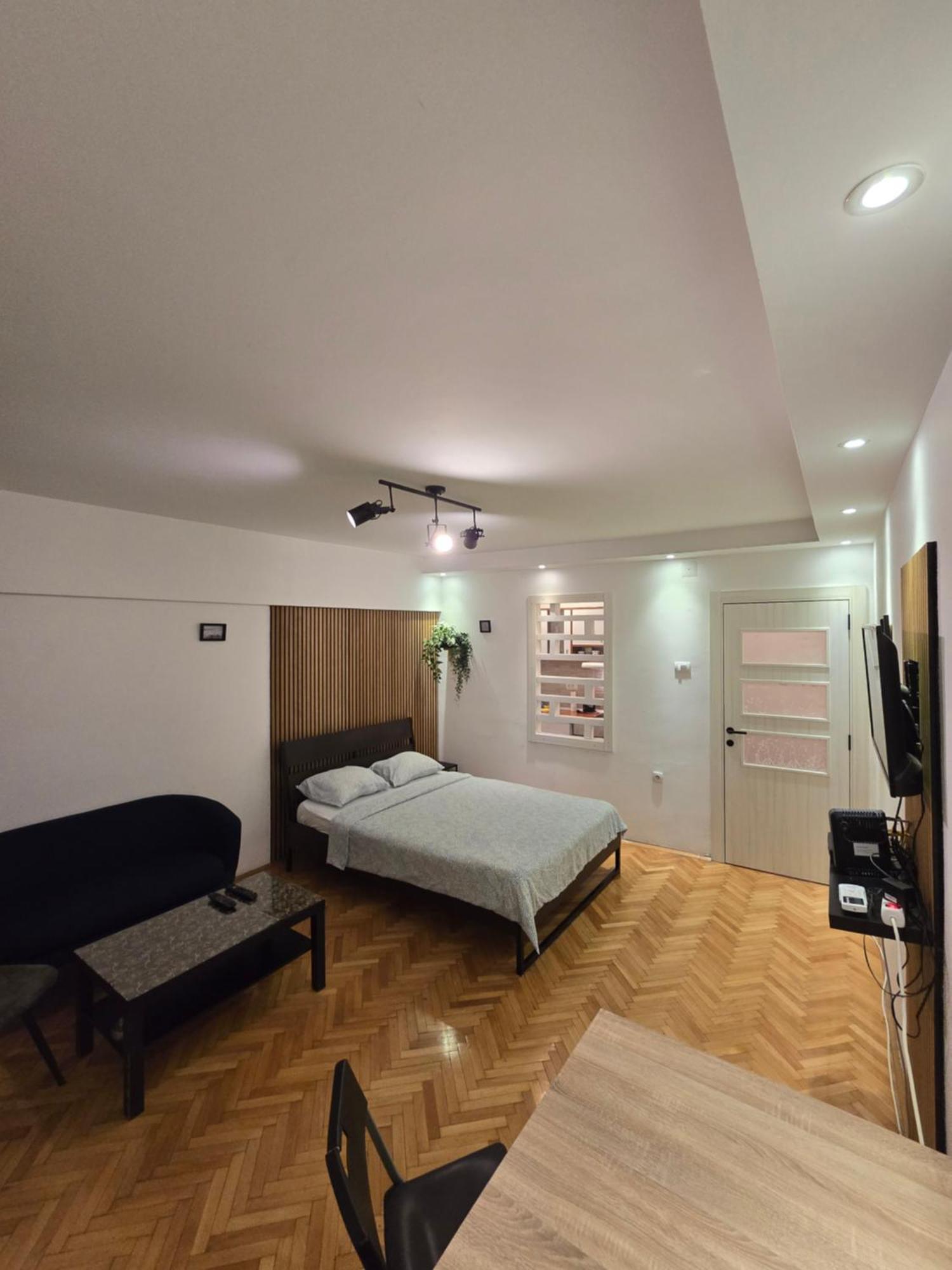Azzurro Studio Apartment Белград Екстериор снимка